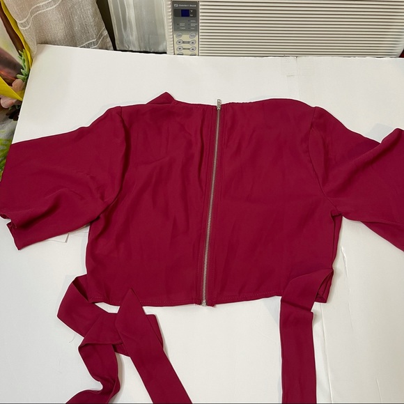 Cranberry red crop zip up blouse batwing sleeve - Picture 4 of 5